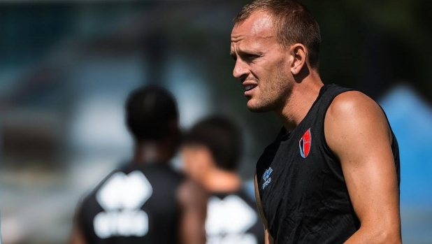 Non basta la doppietta di Gytkjaer: il Bari perde 3-2 nel test col Casarano