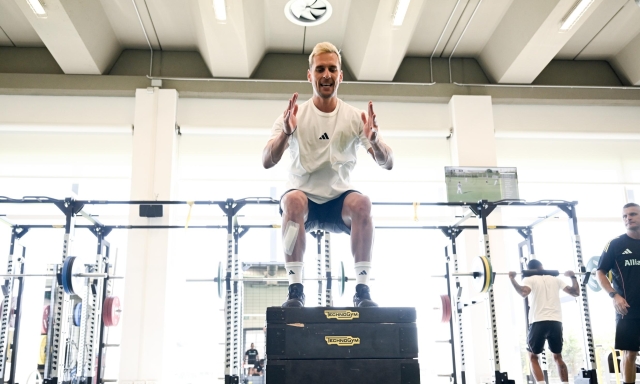 Milik, 14 mesi fuori: quanto costa alla Juve e l'aiuto che può arrivare dal mercato 1 Milik, 14 mesi fuori: quanto costa alla Juve e l'aiuto che può arrivare dal mercato