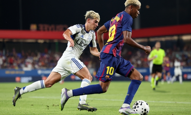 Como, che lezione dagli extraterrestri del Barça: doppietta Yamal nel 5-0 finale 4 Como, che lezione dagli extraterrestri del Barça: doppietta Yamal nel 5-0 finale