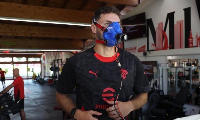 Gimenez: "Più fame, voglia e passione. Arriva il nuovo Santi. Al Milan ora c'è un'aria diversa"