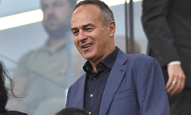 Cabrini: "Ho ancora i sacchi di lettere delle fan, ma non li apro. Che estati a Milano Marittima..." 3 Cabrini: "Ho ancora i sacchi di lettere delle fan, ma non li apro. Che estati a Milano Marittima..."