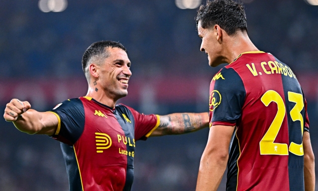 Carboni-Stanciu e il Genoa vola sulle ali dei nuovi: è dominio rossoblù contro il Vicenza 4 Carboni-Stanciu e il Genoa vola sulle ali dei nuovi: è dominio rossoblù contro il Vicenza