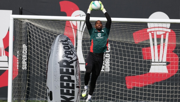 LIVE Alle 21.15 Milan-Bari, le probabili: Allegri punta sulla coppia Leao-Pulisic