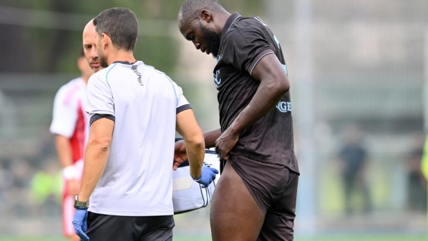 Lukaku, si teme un lungo stop. Lucca non basta, il Napoli pronto a tornare sul mercato 4 Lukaku, si teme un lungo stop. Lucca non basta, il Napoli pronto a tornare sul mercato