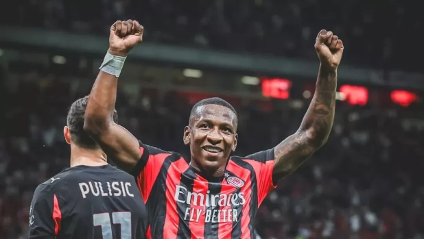 Estupinan sui social dopo Milan-Bari: "Grazie per l'accoglienza, rossoneri"