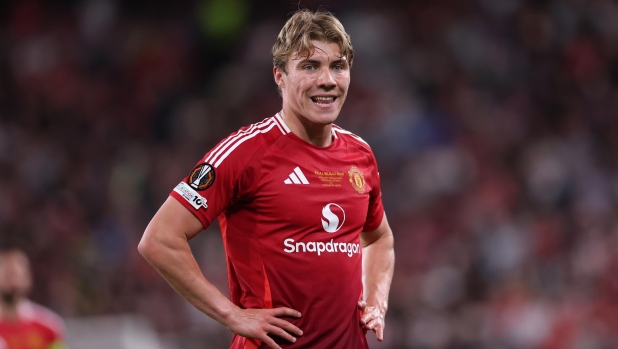 Napoli-Hojlund, avanti tutta: c'è il sì da Manchester. E ADL aumenta l'offerta al danese 1 Napoli-Hojlund, avanti tutta: c'è il sì da Manchester. E ADL aumenta l'offerta al danese