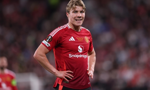 Assalto a Hojlund, il Napoli sfida il Milan: cosa succede e tutte le alternative