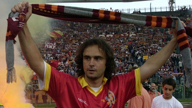 Giannini: "Ero il Principe di Roma e rifiutai la Juve. Quante lettere d'amore, ma le buttavo tutte" 1 Giannini: "Ero il Principe di Roma e rifiutai la Juve. Quante lettere d'amore, ma le buttavo tutte"