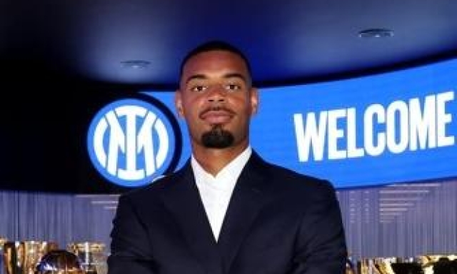 Diouf-Inter, è ufficiale. Andy: "Fiero di essere interista. Ecco che tipo di giocatore sono"