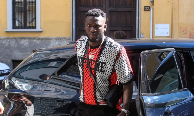 Boniface, il retroscena: il Leverkusen cercò di scambiarlo con Dovbyk, ma la Roma disse no 1 Boniface, il retroscena: il Leverkusen cercò di scambiarlo con Dovbyk, ma la Roma disse no