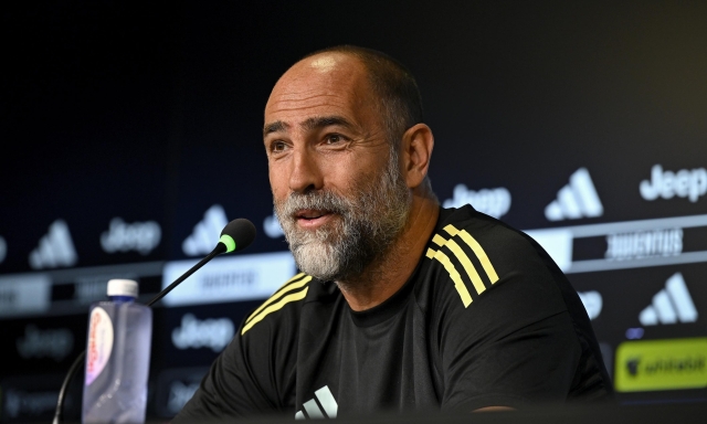 Juve, le ultime su Nico Gonzalez e Koop. Vlahovic e David insieme? Una possibilità 3 Juve, le ultime su Nico Gonzalez e Koop. Vlahovic e David insieme? Una possibilità