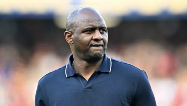 Genoa, Vieira: "Ci teniamo stretto il pari. Per Gronbaek e Carboni serve pazienza" 1 Genoa, Vieira: "Ci teniamo stretto il pari. Per Gronbaek e Carboni serve pazienza"