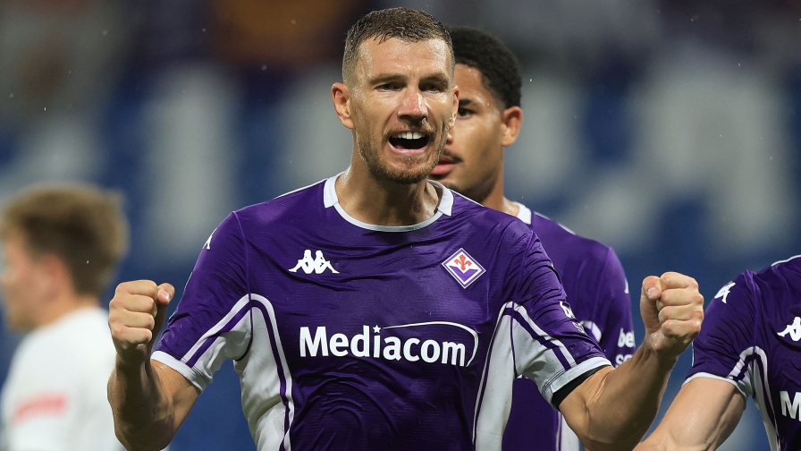 Fiorentina-Polissya 3-2: primo gol per Dzeko. Guarda gli highlights 4 Fiorentina-Polissya 3-2: primo gol per Dzeko. Guarda gli highlights