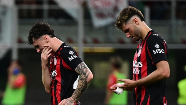 Milan, Gimenez per Dovbyk? Palla al messicano. Per Jimenez avanza il Bournemouth 3 Milan, Gimenez per Dovbyk? Palla al messicano. Per Jimenez avanza il Bournemouth