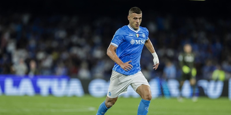 Napoli, Buongiorno altro stop: la strategia di Conte per le prossime tre partite senza il difensore 2 Napoli, Buongiorno altro stop: la strategia di Conte per le prossime tre partite senza il difensore