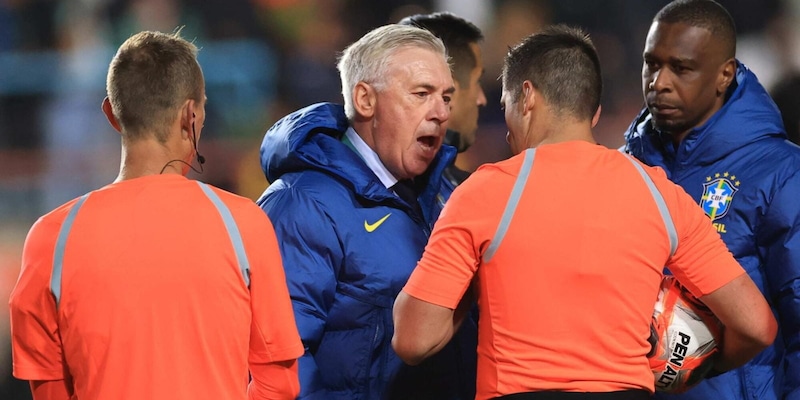 Ancelotti furioso con gli arbitri, prima sconfitta con il Brasile: Wesley non gioca 1 Ancelotti furioso con gli arbitri, prima sconfitta con il Brasile: Wesley non gioca