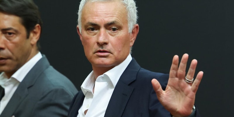 "Giocatori regrediti con lui!": Mourinho, replica al veleno dal Fenerbahce