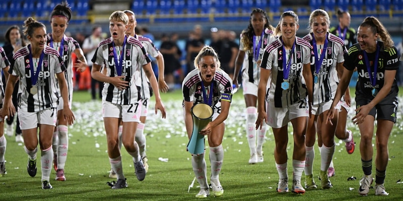 Juve, gioia infinita: al 92’ Roma s’inchina ancora, la prima Serie A Women's Cup è bianconera! 1 Juve, gioia infinita: al 92’ Roma s’inchina ancora, la prima Serie A Women's Cup è bianconera!