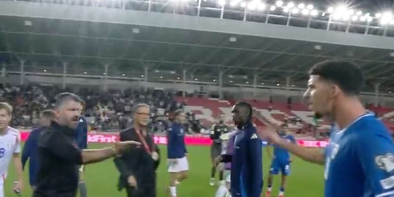 "Chiudi quella ca**o di bocca!": Gattuso, Israele-Italia finisce ad alta tensione 1 "Chiudi quella ca**o di bocca!": Gattuso, Israele-Italia finisce ad alta tensione