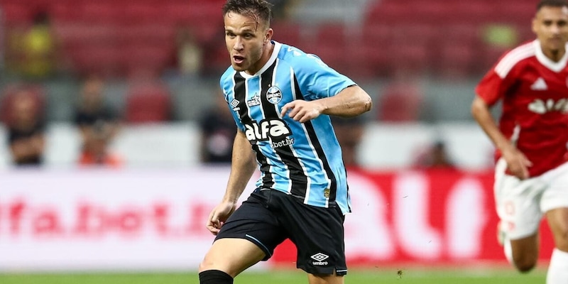 Arthur: &ldquo;Il Gremio &egrave; la mia casa, voglio tornare in Nazionale&rdquo;. Poi il messaggio per la Juve