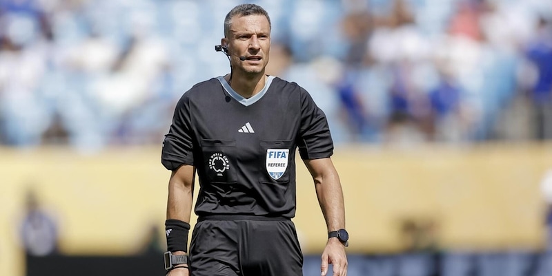 Israele-Italia, arbitra lo sloveno Vincic: sei precedenti con gli azzurri 1 Israele-Italia, arbitra lo sloveno Vincic: sei precedenti con gli azzurri