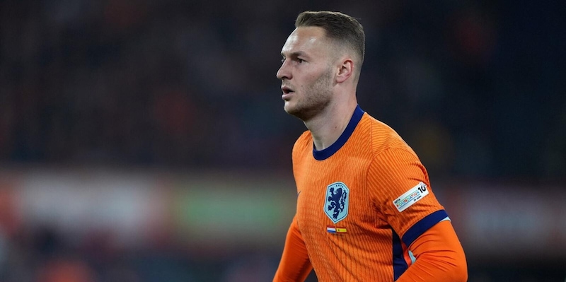 Koopmeiners in tribuna con l’Olanda. Koeman lo esclude dai convocati: il motivo 1 Koopmeiners in tribuna con l’Olanda. Koeman lo esclude dai convocati: il motivo