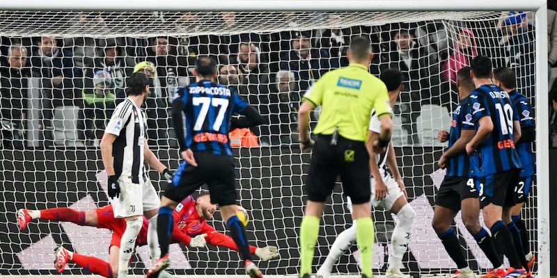Juve-Atalanta, scelto l&rsquo;arbitro del big match: il curioso d&eacute;j&agrave; vu che lega Motta a Tudor