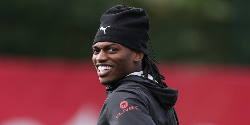 Leao, Allegri sorride: la buona notizia verso Milan-Napoli 1 Leao, Allegri sorride: la buona notizia verso Milan-Napoli