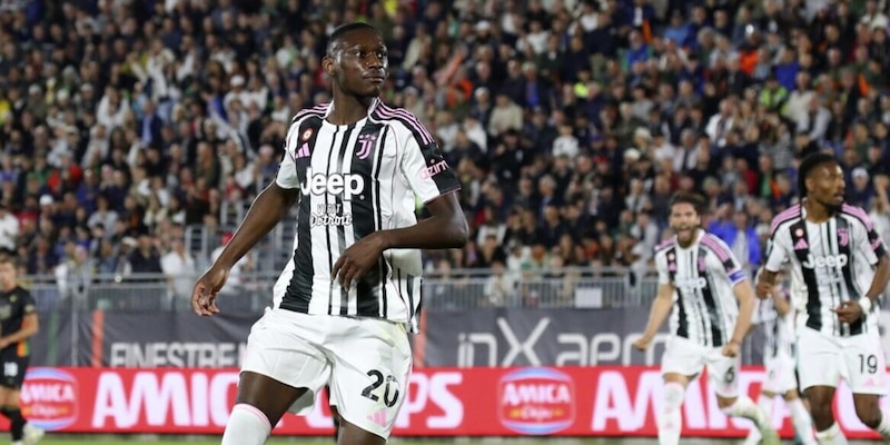 Kolo Muani, la Juve ha fatto benissimo 2 Kolo Muani, la Juve ha fatto benissimo