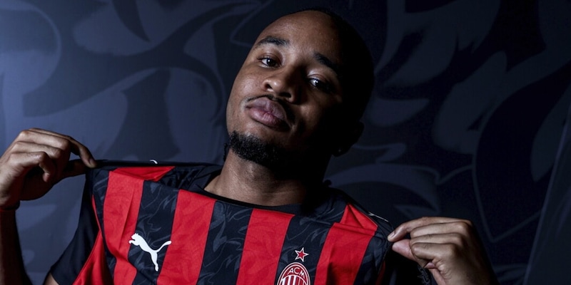 Nkunku si presenta al Milan: &ldquo;Allegri, che impressione! Mi ispiro a Kak&agrave;&rdquo;. E sul suo ruolo&hellip;.