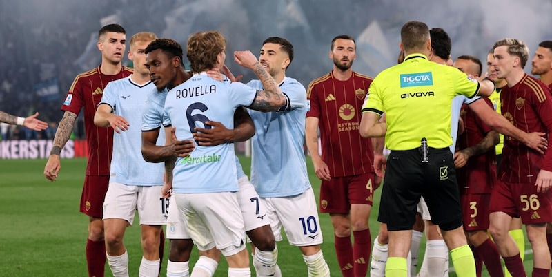 Derby Lazio-Roma, al via la vendita dei biglietti: prezzi e tutte le info 2 Derby Lazio-Roma, al via la vendita dei biglietti: prezzi e tutte le info
