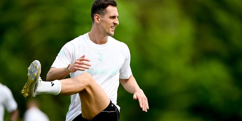 Lista Champions Juve, quattro sorprese e la decisione su Milik 2 Lista Champions Juve, quattro sorprese e la decisione su Milik