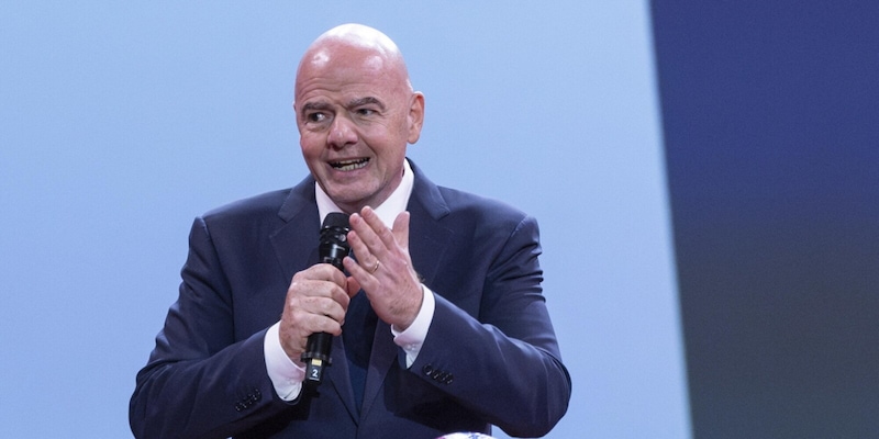 Infantino promuove Serie A e Refcam: “Lega della mia vita. Innovazione spettacolare” 1 Infantino promuove Serie A e Refcam: “Lega della mia vita. Innovazione spettacolare”