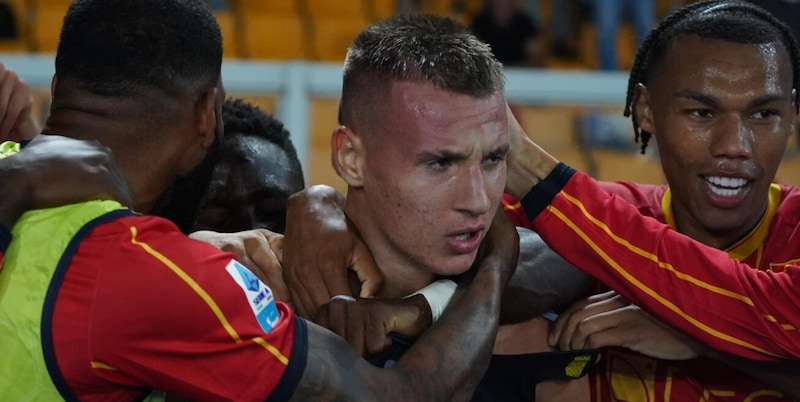 Camarda salva Di Francesco all'ultimo minuto e nega la rimonta al Bologna: 2-2 show a Lecce