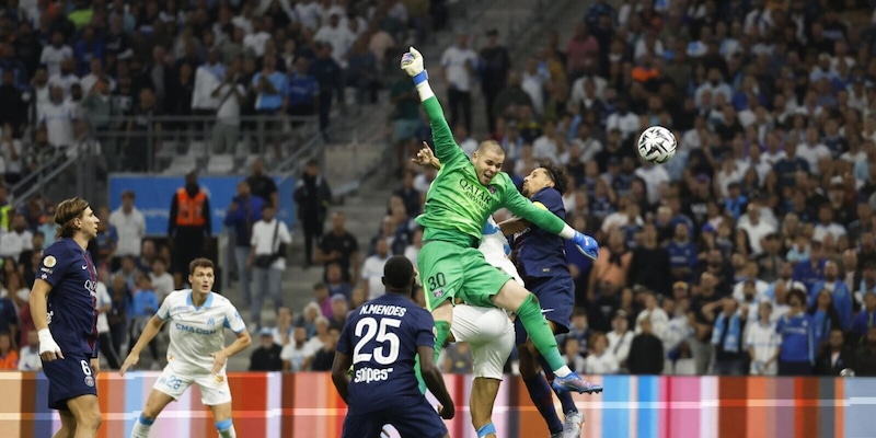 Pasticcio Chevalier, il Marsiglia di De Zerbi batte il Psg in Ligue 1! 2 Pasticcio Chevalier, il Marsiglia di De Zerbi batte il Psg in Ligue 1!