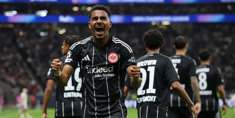 Champions League: manita dell'Eintracht, Galatasaray ko. Poker di Bruges e Sporting 3 Champions League: manita dell'Eintracht, Galatasaray ko. Poker di Bruges e Sporting