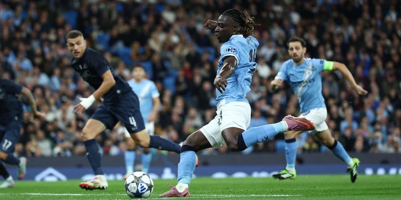 Di Lorenzo espulso, De Bruyne sostituito dopo 25': la serata amara del Napoli a Manchester 2 Di Lorenzo espulso, De Bruyne sostituito dopo 25': la serata amara del Napoli a Manchester