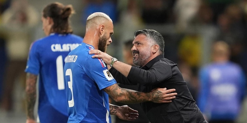 <!--StartFragment -->Finalmente un'Italia di 11 Ringhio. Gattuso, formidabile iniezione di adrenalina<!--EndFragment --> 2 <!--StartFragment -->Finalmente un'Italia di 11 Ringhio. Gattuso, formidabile iniezione di adrenalina<!--EndFragment -->