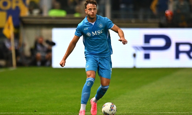 Napoli, lesione di basso grado per Rrahmani: rischia tre settimane di stop