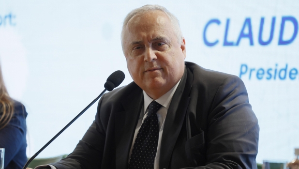 Lazio, conti in rosso per 17 milioni. Cosa succederà nel mercato di gennaio? 2 Lazio, conti in rosso per 17 milioni. Cosa succederà nel mercato di gennaio?