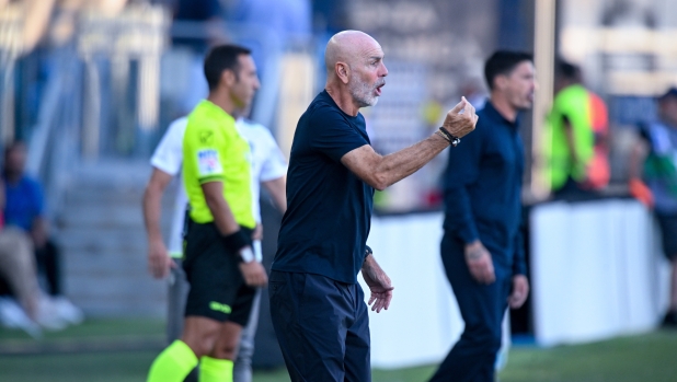 Fiorentina, Pioli: "Il Napoli è la favorita per lo scudetto, ma possiamo giocarcela" 4 Fiorentina, Pioli: "Il Napoli è la favorita per lo scudetto, ma possiamo giocarcela"