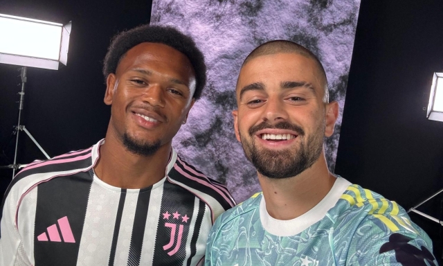 Juve, scatta l’operazione Dea: Zhegrova chiede spazio, David avanti su Vlahovic 3 Juve, scatta l’operazione Dea: Zhegrova chiede spazio, David avanti su Vlahovic