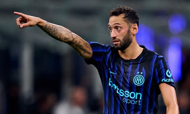 Calha, ora attento al posto: da Diouf a Sucic, gli altri spingono per una maglia 4 Calha, ora attento al posto: da Diouf a Sucic, gli altri spingono per una maglia