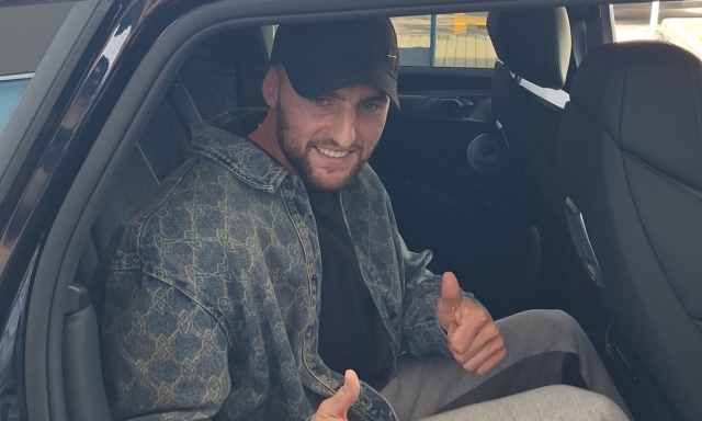 Rabiot a Milano con la mamma: "Sono contento". E domenica ci sono Rowe e il Bologna... 1 Rabiot a Milano con la mamma: "Sono contento". E domenica ci sono Rowe e il Bologna...