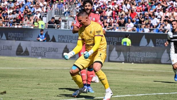 Cagliari-Parma, le pagelle: Caprile da 8, prende tutto. Stecca Pellegrino, 5