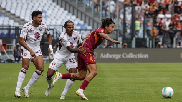 LIVE Roma-Torino 0-0: Dybala dal limite, sinistro deviato in angolo 4 LIVE Roma-Torino 0-0: Dybala dal limite, sinistro deviato in angolo