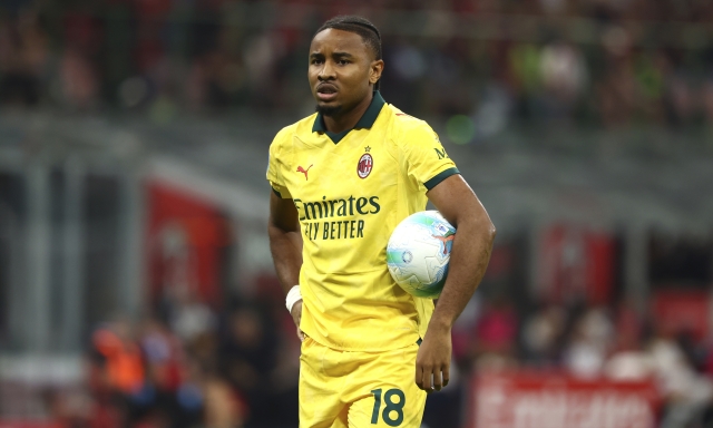 Meno di un minuto per stregare San Siro: così Allegri ridisegna il Milan con Nkunku