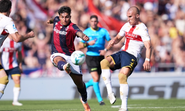 Bologna, la Var serve il ribaltone: rigore di Orsolini al 99', Genoa beffato 4 Bologna, la Var serve il ribaltone: rigore di Orsolini al 99', Genoa beffato