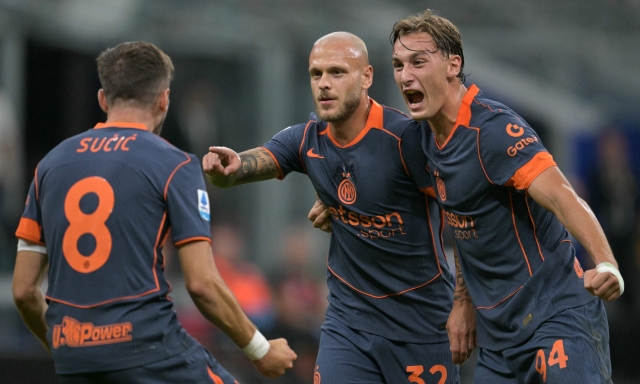 L'Inter vince con gli esterni: Dimarco e Carlos firmano il 2-1 al Sassuolo. Ma che fatica nel finale 1 L'Inter vince con gli esterni: Dimarco e Carlos firmano il 2-1 al Sassuolo. Ma che fatica nel finale