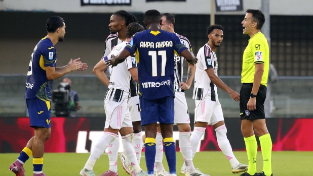 Rocchi: "Tudor ha ragione ma abbassi i toni o sarà gazzarra. E c'era un altro rigore contro il Napoli" 2 Rocchi: "Tudor ha ragione ma abbassi i toni o sarà gazzarra. E c'era un altro rigore contro il Napoli"